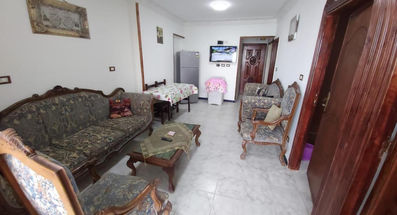 Furnished Apartment - Beach View "Nearest Beach 2 Minutes Walking" - Free Wifi- Abo Keer - Alexandria - Egypt Abu Qir Ngoại thất bức ảnh