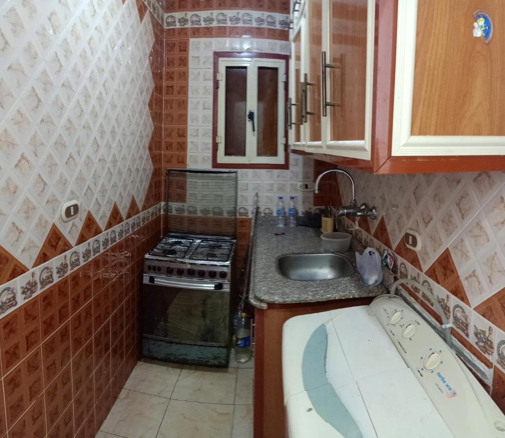 Furnished Apartment - Beach View "Nearest Beach 2 Minutes Walking" - Free Wifi- Abo Keer - Alexandria - Egypt Abu Qir Ngoại thất bức ảnh