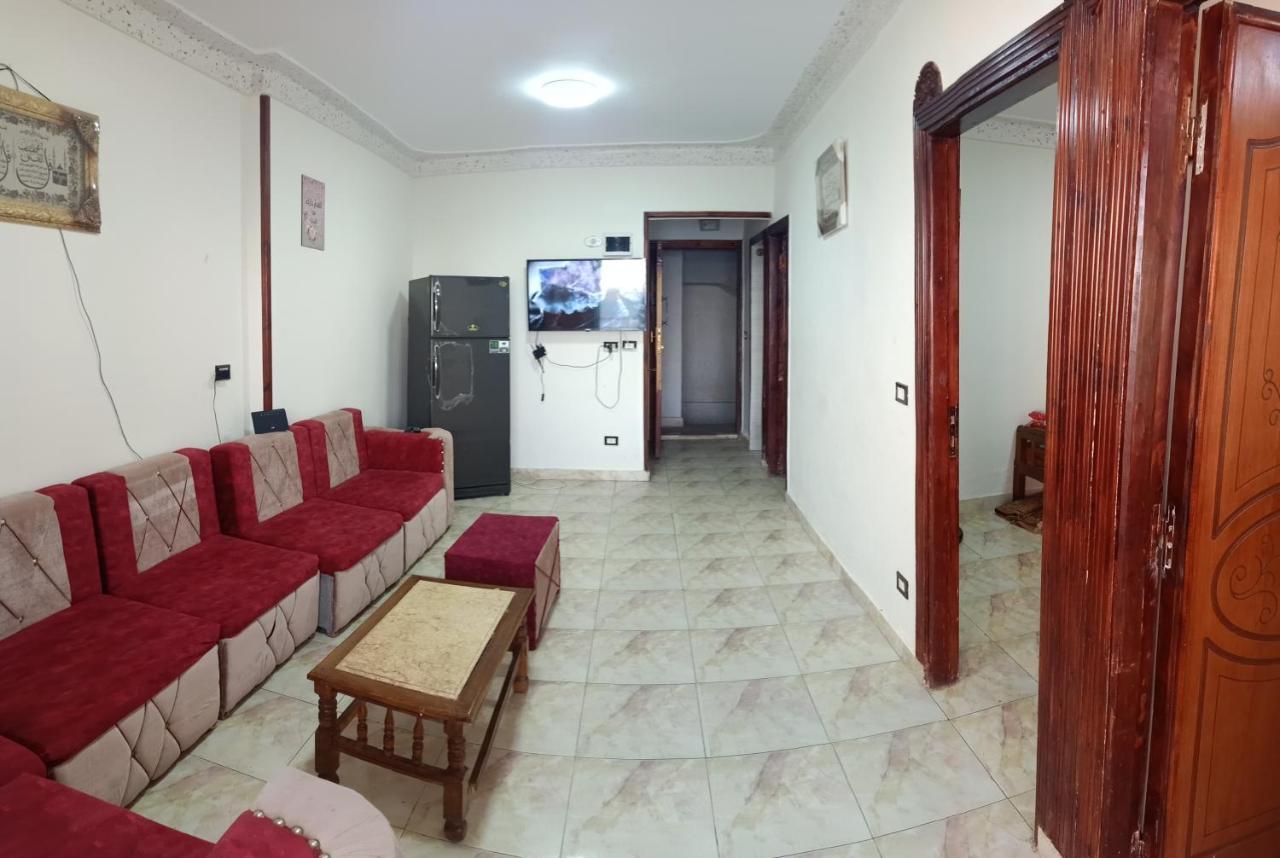 Furnished Apartment - Beach View "Nearest Beach 2 Minutes Walking" - Free Wifi- Abo Keer - Alexandria - Egypt Abu Qir Ngoại thất bức ảnh